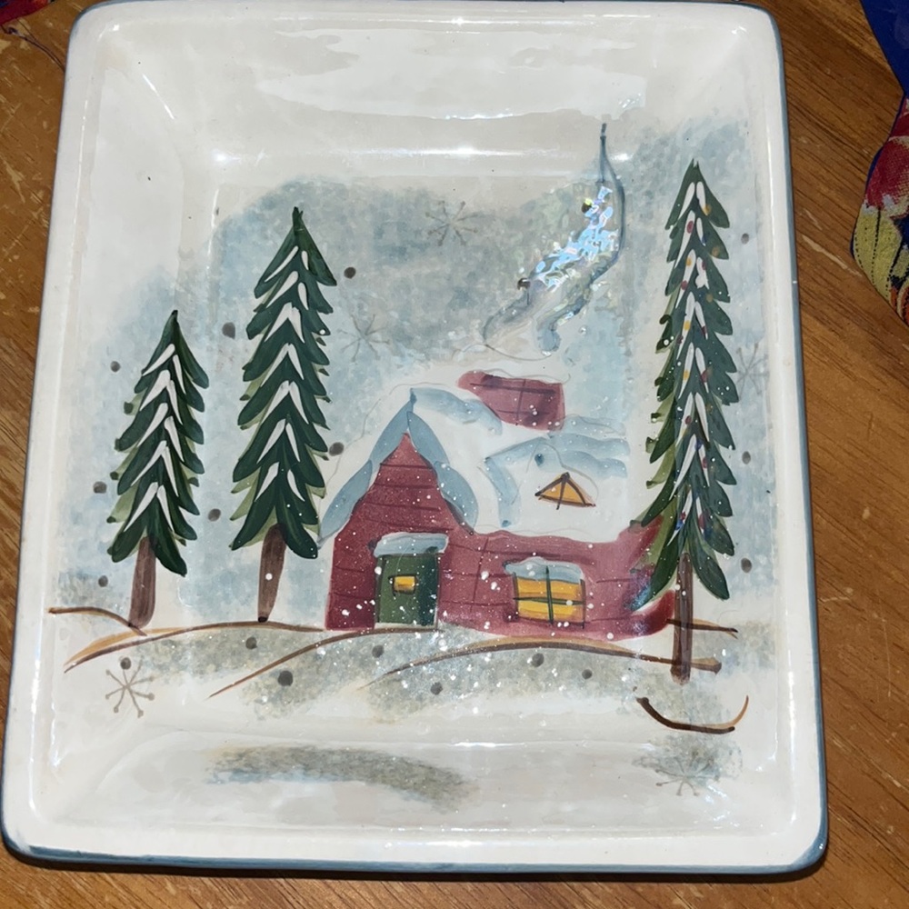 Royal Seasons dish winter scene 7” x 8”
